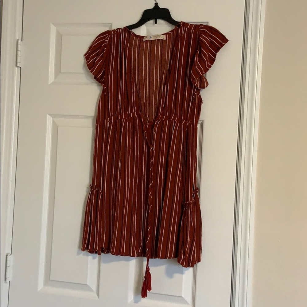 Her entire name says grade red stripe dress M